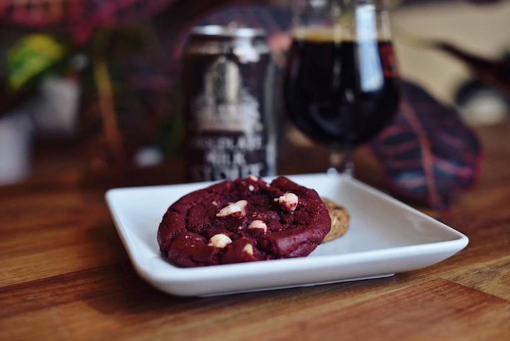 Hot Box Cookies | bakery | 9 N Central Ave, Clayton, MO 63105, USA | 3143968682 OR +1 314-396-8682