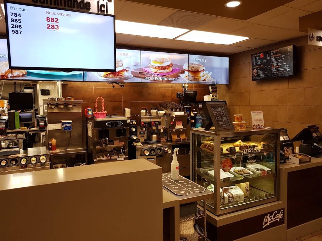 McDonalds | cafe | 797 Boulevard Curé-Labelle, Blainville, QC J7C 3P4, Canada | 4509797131 OR +1 450-979-7131
