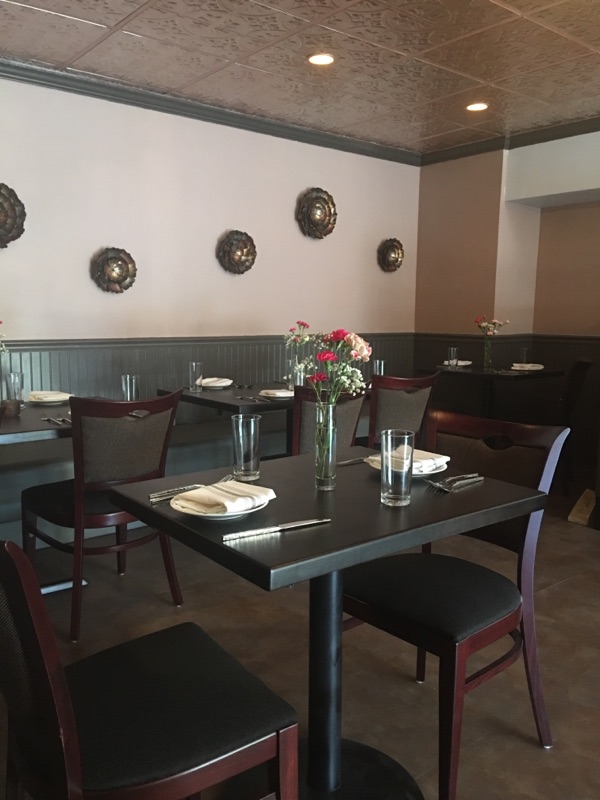 Table 11 | restaurant | 11 W State St, Media, PA 19063, USA | 6105655511 OR +1 610-565-5511
