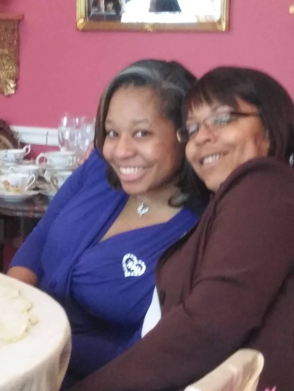 High Tea With Gerri | restaurant | 144 Old McHenry Rd, Long Grove, IL 60047, USA | 8479481724 OR +1 847-948-1724