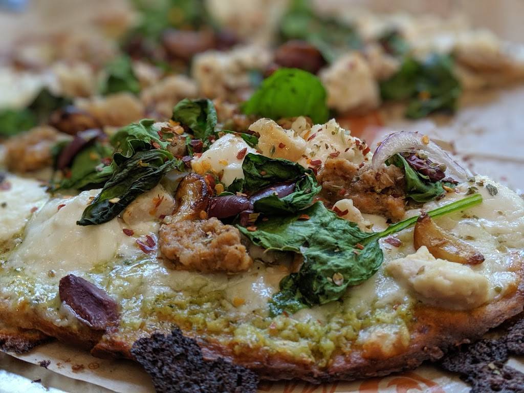 Blaze Pizza | meal takeaway | 300 W Martin Luther King Jr Pkwy, Des Moines, IA 50309, USA | 5155181393 OR +1 515-518-1393