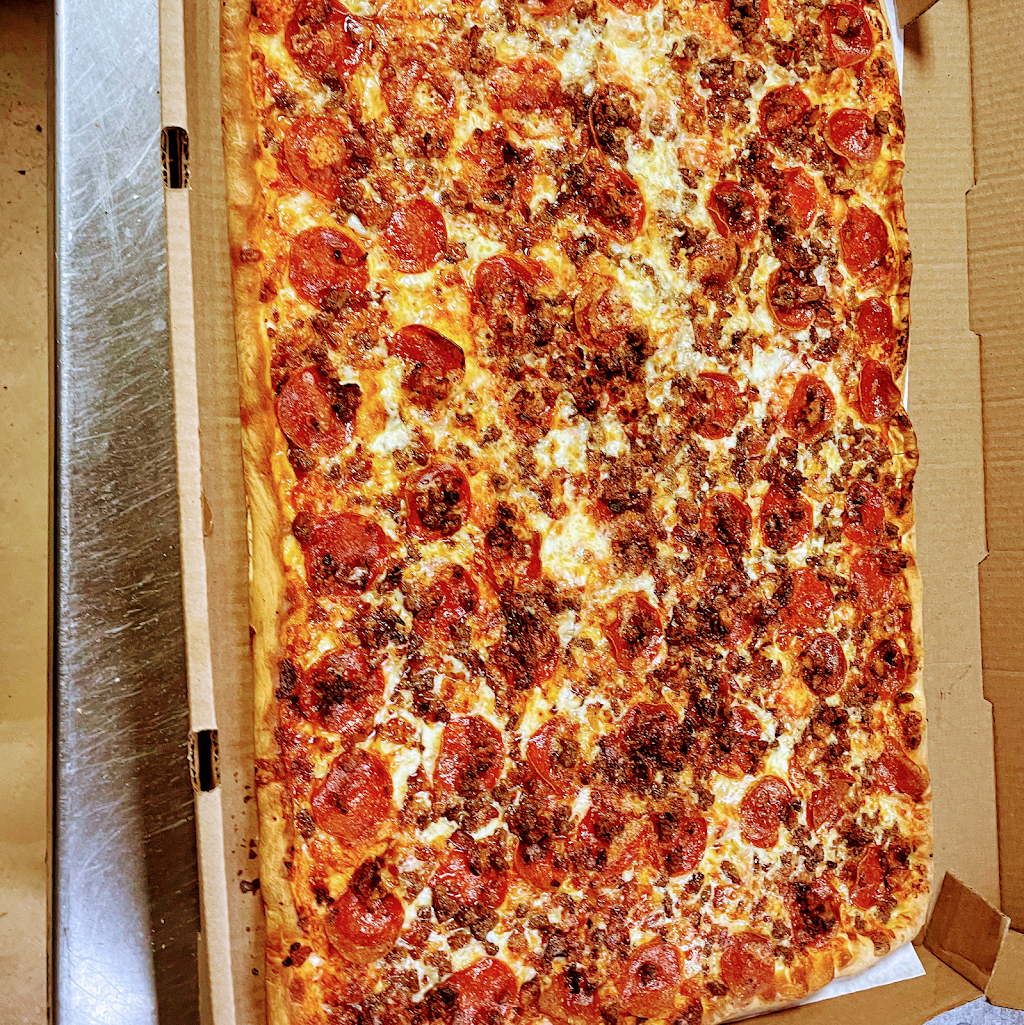 Sams Pizza | meal delivery | 144 Rodman St, Fall River, MA 02721, USA | 5085673923 OR +1 508-567-3923