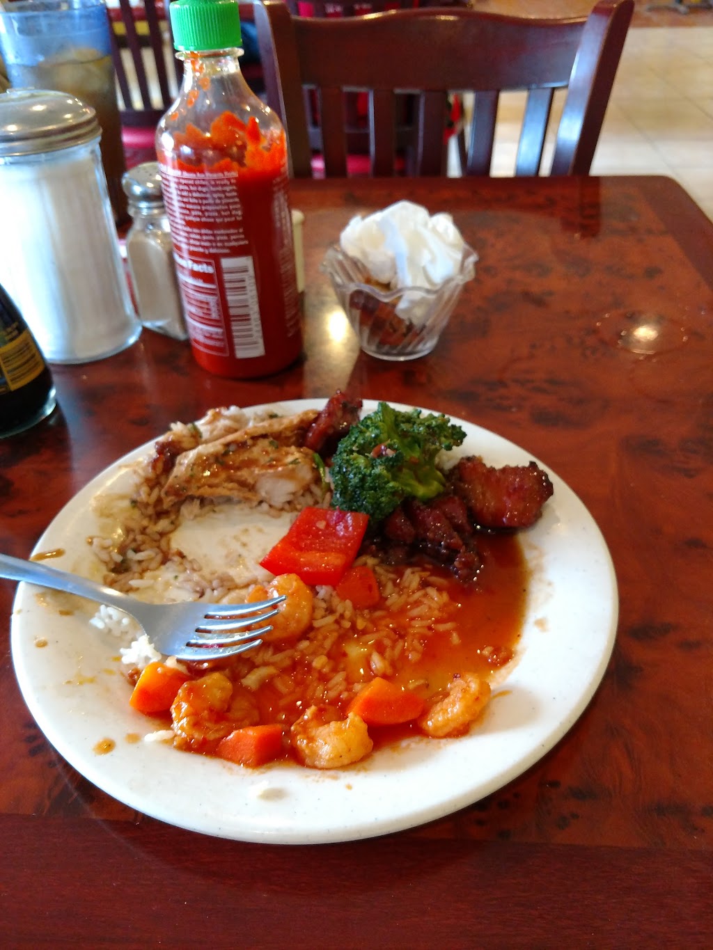 Golden Palace | restaurant | 707 S Cedar St, Pecos, TX 79772, USA | 4324459889 OR +1 432-445-9889