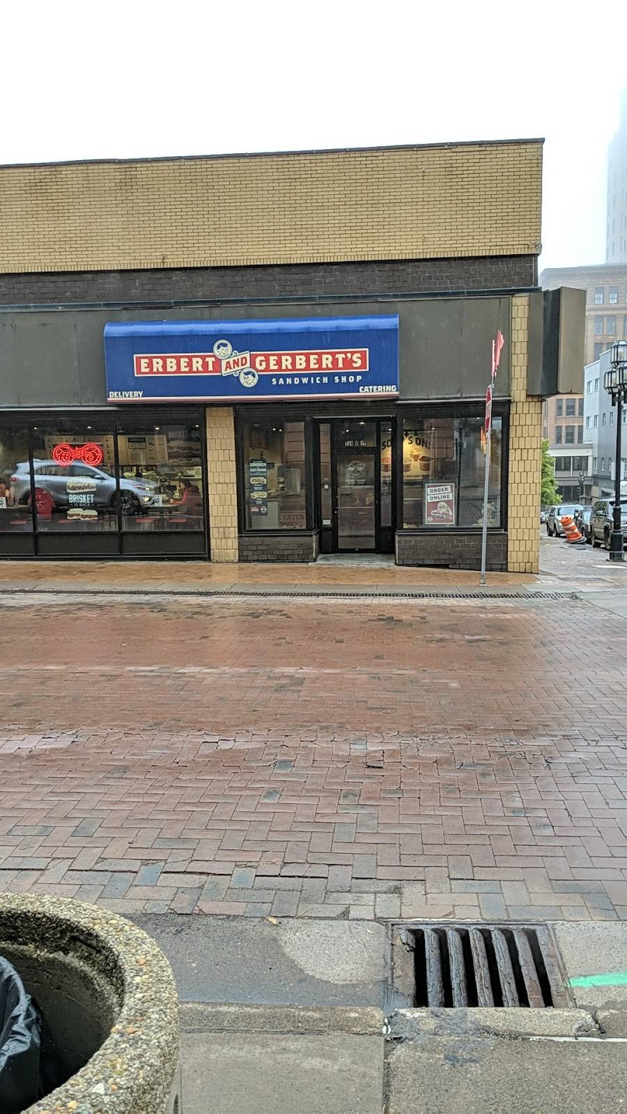 Erbert and Gerberts | meal delivery | 234 W 1st St, Duluth, MN 55802, USA | 2187232330 OR +1 218-723-2330