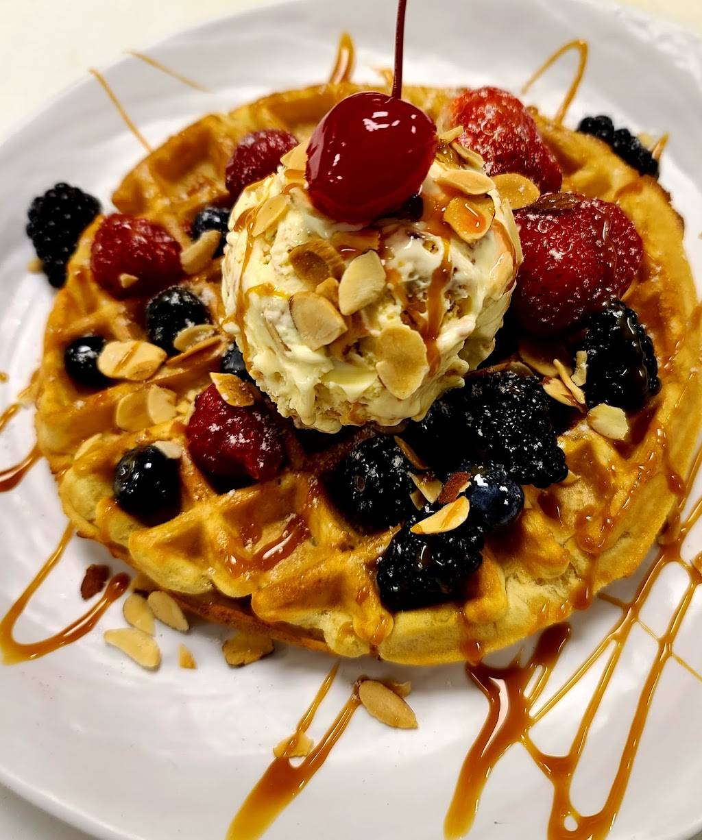 The Lake House at Sylvan Beach | restaurant | 301 Park Ave, Sylvan Beach, NY 13157, USA | 3153561815 OR +1 315-356-1815
