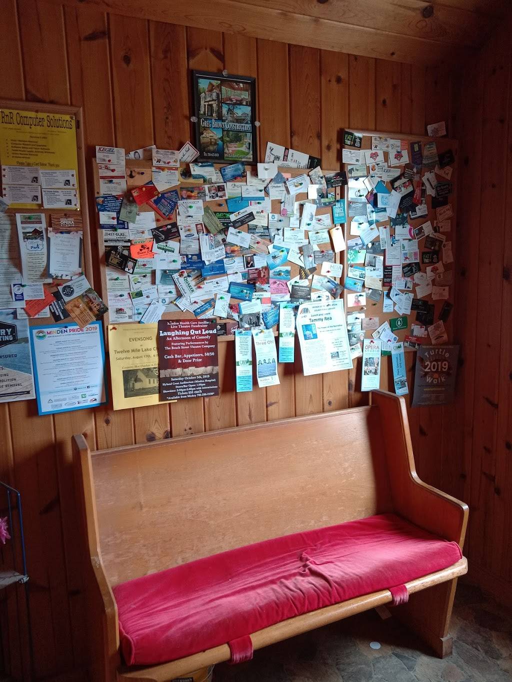 The Mill Pond | restaurant | 15526 ON-35, Algonquin Highlands, ON K0M 1J1, Canada | 7054893353 OR +1 705-489-3353