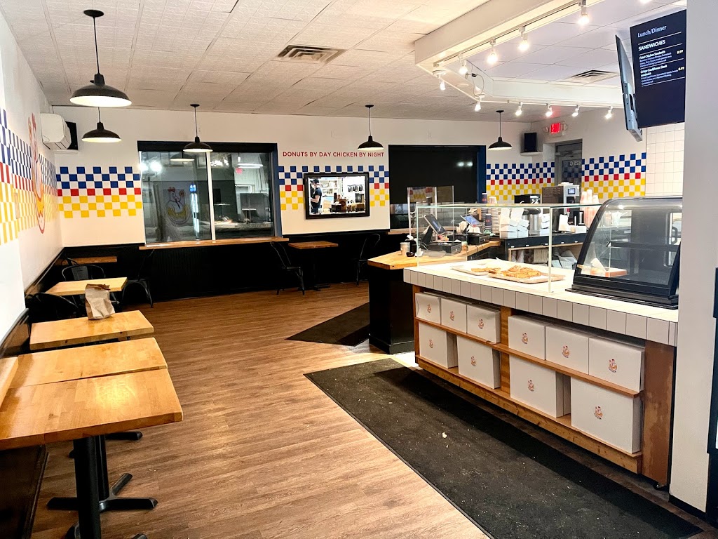 Citizen Chicken & Donuts | restaurant | 625 New Park Ave, West Hartford, CT 06110, USA | 8609968500 OR +1 860-996-8500