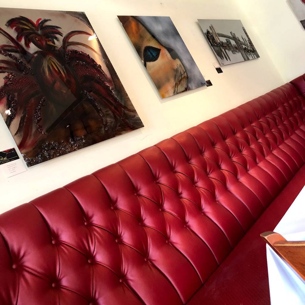 Restaurant Le Batifol | restaurant | 995 Boulevard du Lac, Lac-Beauport, QC G3B 0W6, Canada | 4188410414 OR +1 418-841-0414