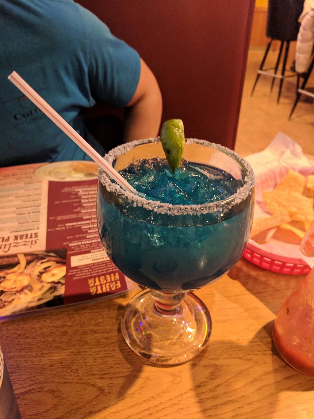 El Paso Mexican Restaurant | restaurant | 197 N Fayette St, El Paso, IL 61738, USA | 3095274404 OR +1 309-527-4404