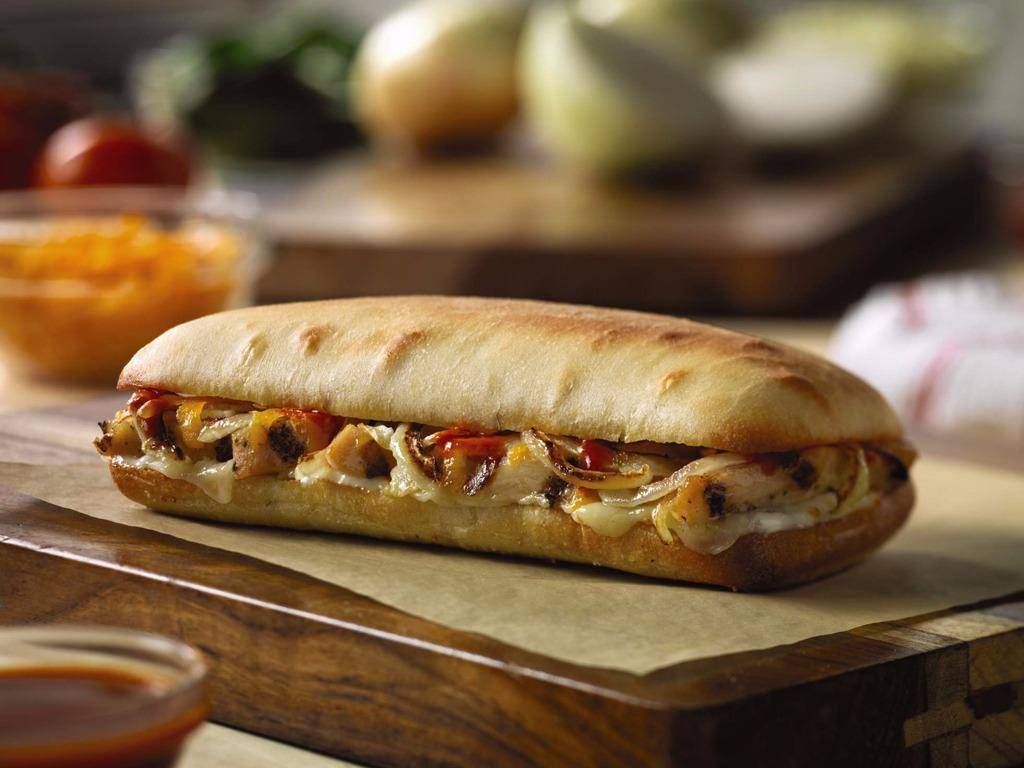 Dominos Pizza | meal delivery | 651 S Wilson Rd, Radcliff, KY 40160, USA | 2703512121 OR +1 270-351-2121