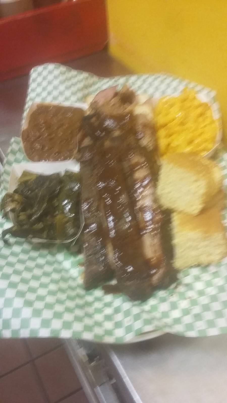 Bourbon BBQ Supply | restaurant | 27 E 33rd St, Paterson, NJ 07514, USA | 2014444744 OR +1 201-444-4744