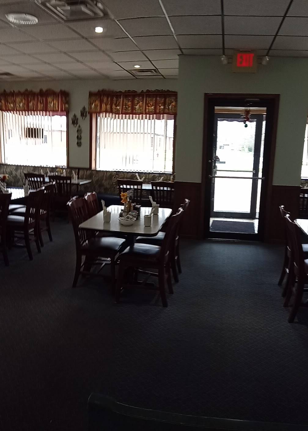 Brighton Family Restaurant | restaurant | 300 N Maple St, Brighton, IL 62012, USA | 6183723567 OR +1 618-372-3567