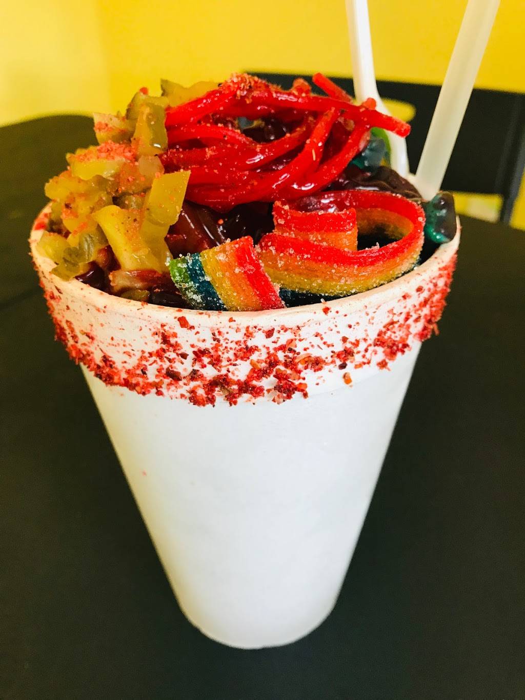 La Abejita Snack Land | meal takeaway | 918 N Breazeale Ave, Mt Olive, NC 28365, USA | 9192734441 OR +1 919-273-4441