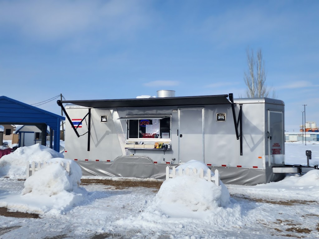 Bee’s Thai Kitchen | restaurant | 1093 US-40, Vernal, UT 84078, USA | 4357907115 OR +1 435-790-7115