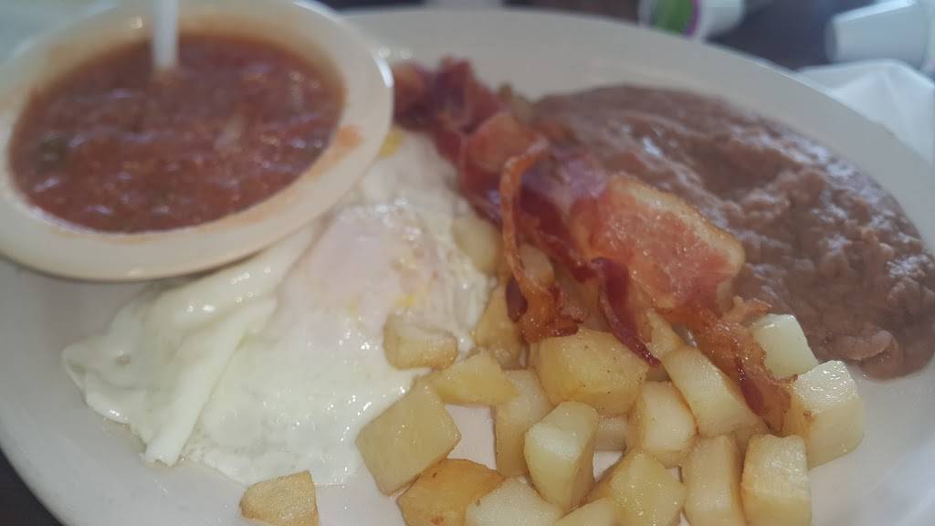 La Victoria | restaurant | 2109 Vance Jackson Rd, San Antonio, TX 78213, USA | 2107366545 OR +1 210-736-6545