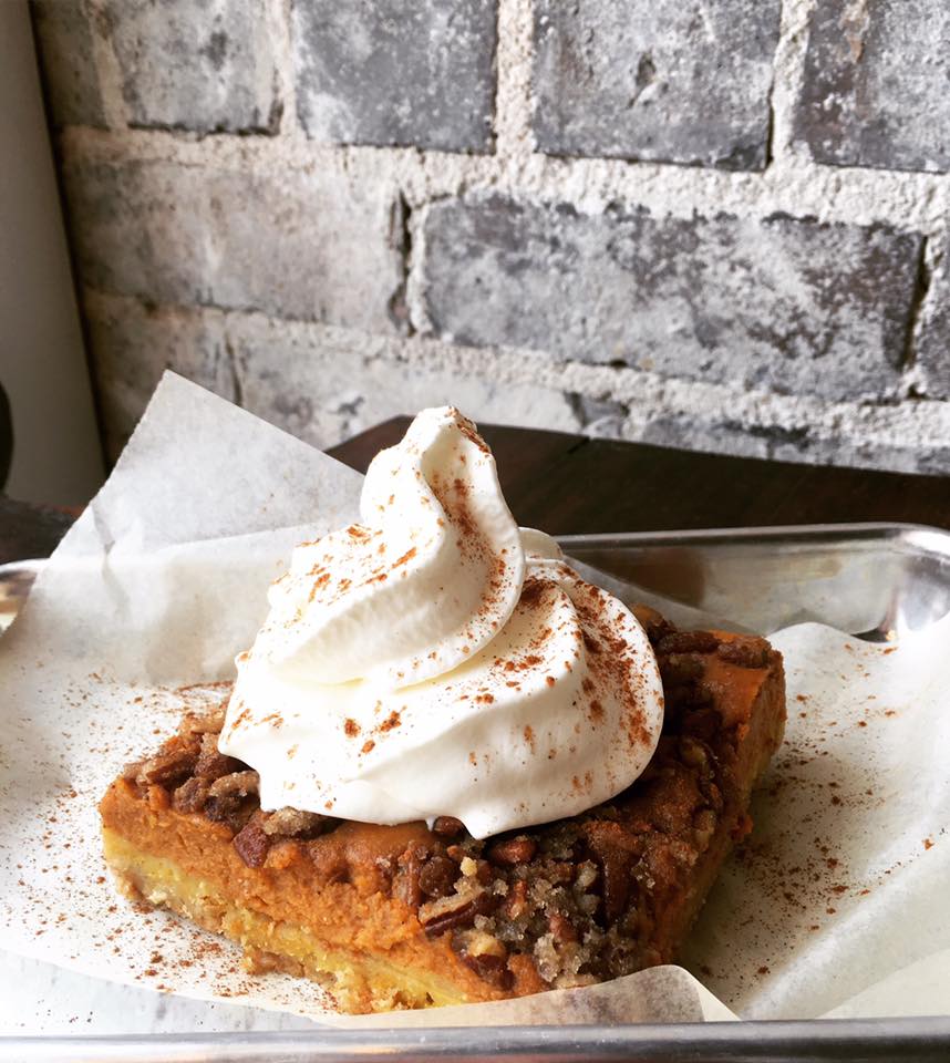 Strayhouse Kitchen + Coffee | bakery | 118 S 5th St, Clinton, OK 73601, USA | 5804502527 OR +1 580-450-2527