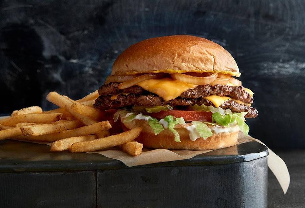 Buffalo Wild Wings | meal takeaway | 101 W E 29th St A, Pittsburg, KS 66762, USA | 6202325737 OR +1 620-232-5737