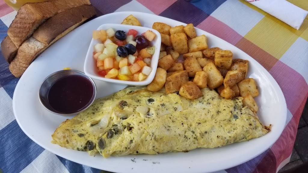 Restaurant Le Batifol | restaurant | 995 Boulevard du Lac, Lac-Beauport, QC G3B 0W6, Canada | 4188410414 OR +1 418-841-0414