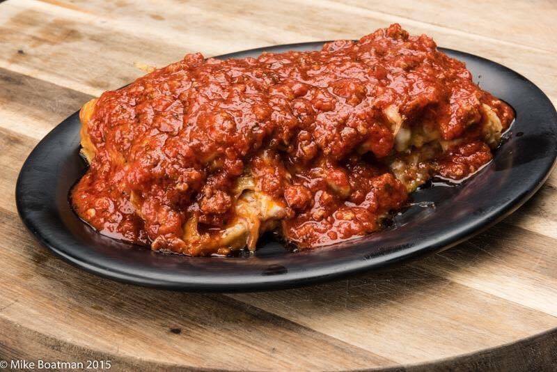 La Gondola Spaghetti House | restaurant | 115 S Main St, Creve Coeur, IL 61610, USA | 3096947676 OR +1 309-694-7676