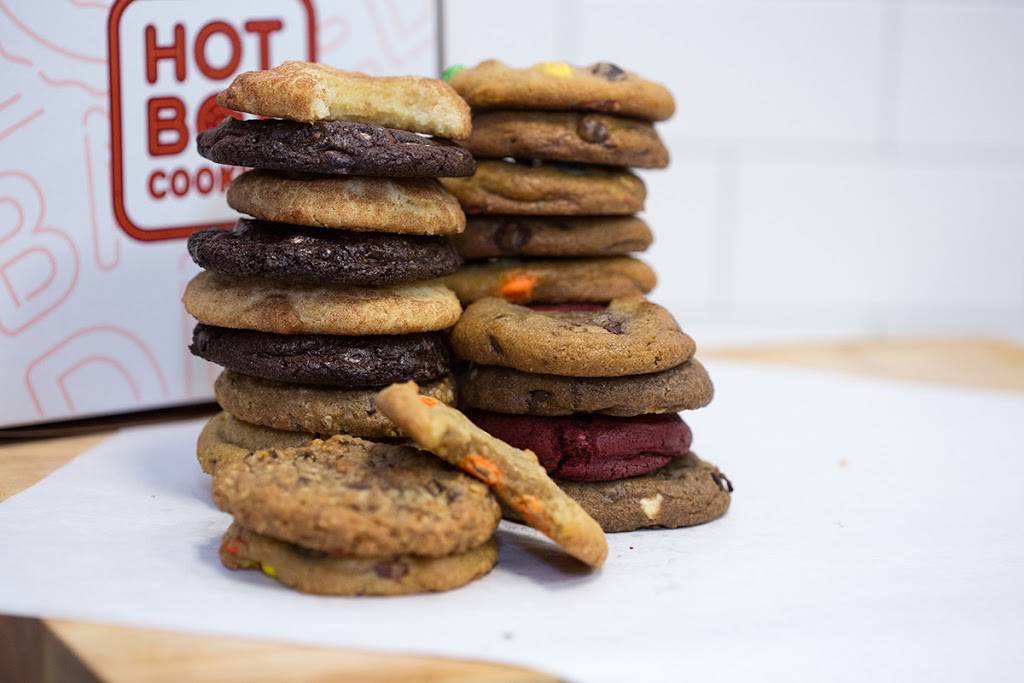 Hot Box Cookies | bakery | 9 N Central Ave, Clayton, MO 63105, USA | 3143968682 OR +1 314-396-8682