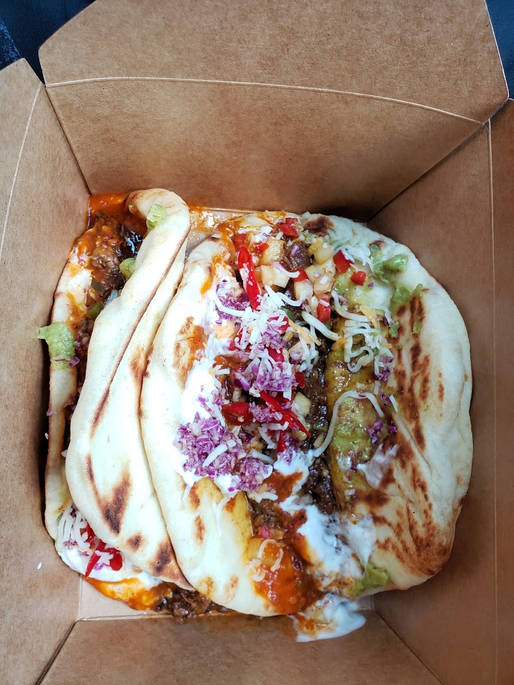 The Bollywood Tacos | restaurant | 36 Simcoe St N, Oshawa, ON L1G 4S1, Canada | 9055765030 OR +1 905-576-5030