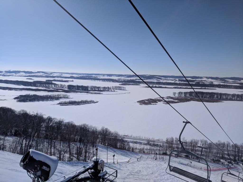 Chestnut Mountain Resort | restaurant | 8700 W Chestnut Mountain Rd, Galena, IL 61036, USA | 8003971320 OR +1 800-397-1320