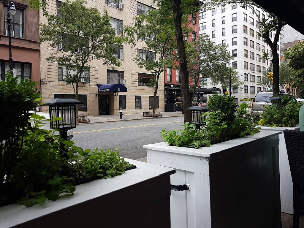 Friend Of A Farmer | restaurant | 77 Irving Pl, New York, NY 10003, USA | 2124772188 OR +1 212-477-2188