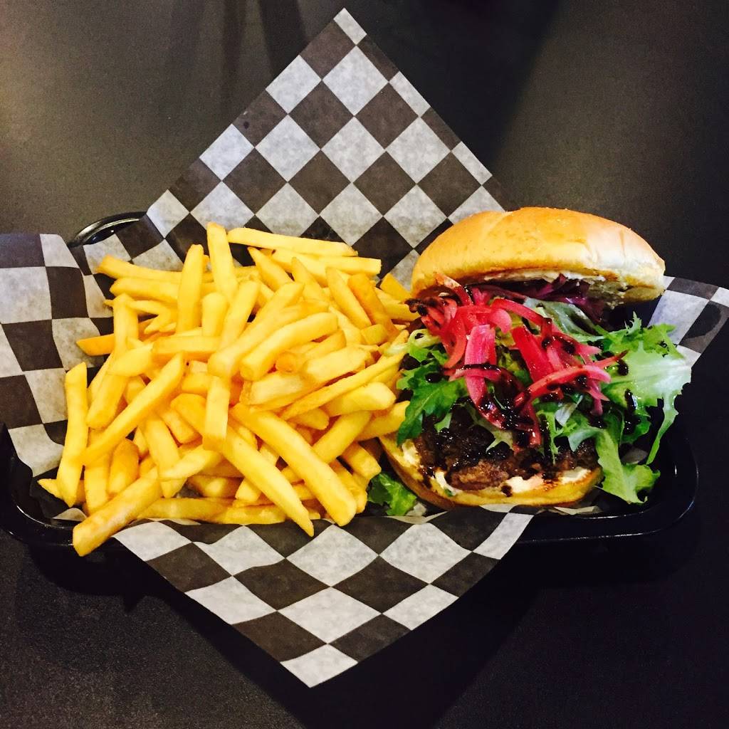 A-1 Pub And Pizza | meal delivery | 207 Rhode Island Ave, Fall River, MA 02724, USA | 5086178035 OR +1 508-617-8035