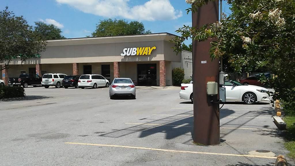 Subway | meal takeaway | 2008 Johnston St Suite A, Lafayette, LA 70503, USA | 3372610670 OR +1 337-261-0670