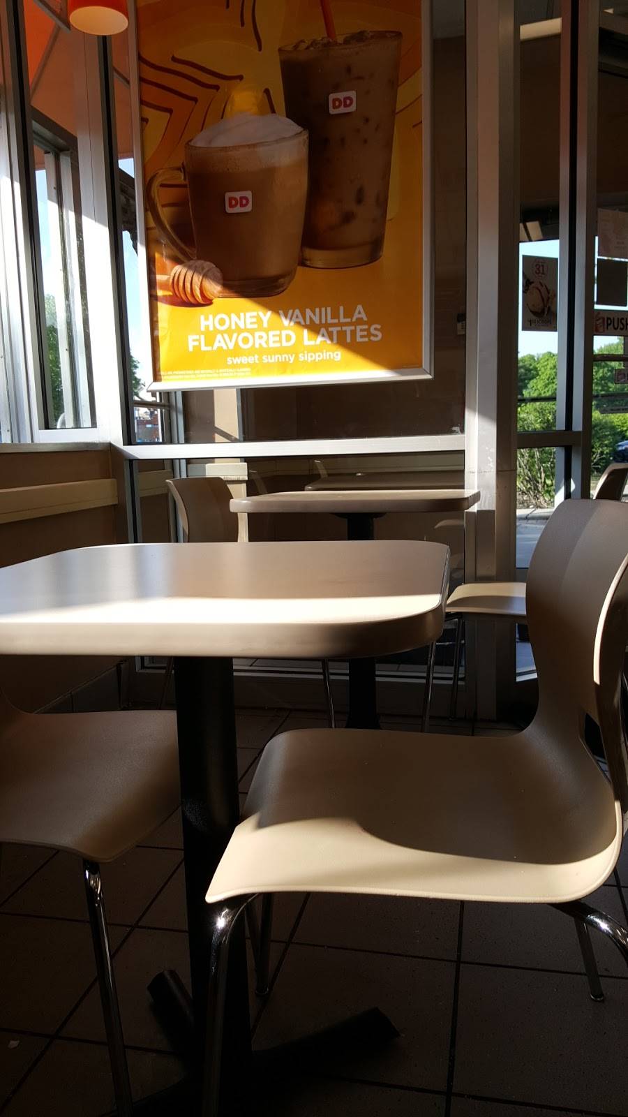 Dunkin Donuts | cafe | 353 Broad Ave, Leonia, NJ 07605, USA | 2015926645 OR +1 201-592-6645