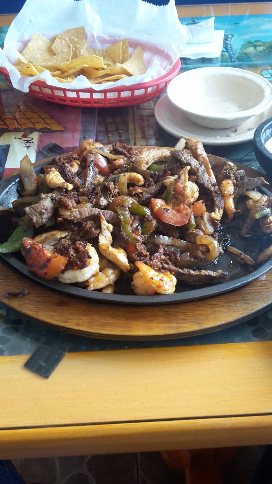 El Cerrito | restaurant | 537 AR-463, Trumann, AR 72472, USA | 8704830515 OR +1 870-483-0515