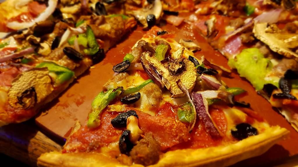 Pizza Hut | meal takeaway | 1820 S Tamiami Trail, Venice, FL 34293, USA | 9414939716 OR +1 941-493-9716