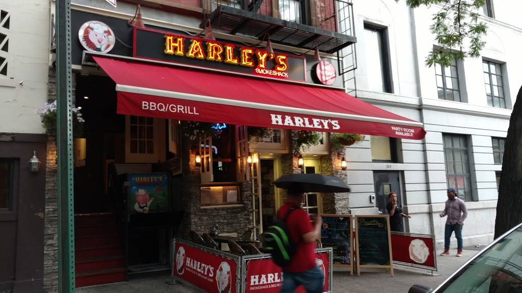 Harleys Smokeshack | restaurant | 355 E 116th St, New York, NY 10029, USA | 2128286723 OR +1 212-828-6723