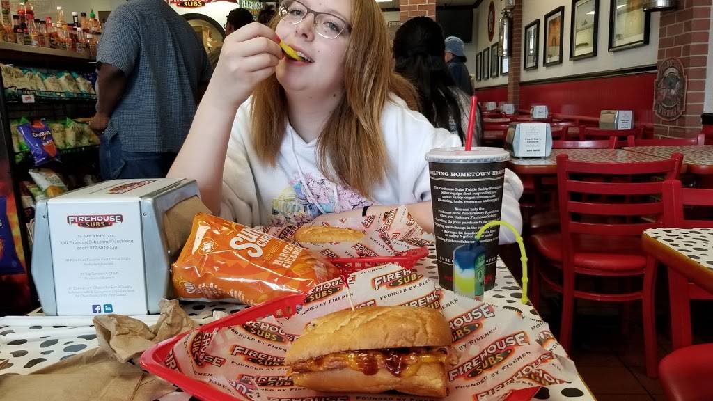 Firehouse Subs | meal delivery | 5100 Buckeystown Pike #194, Frederick, MD 21704, USA | 3016686301 OR +1 301-668-6301