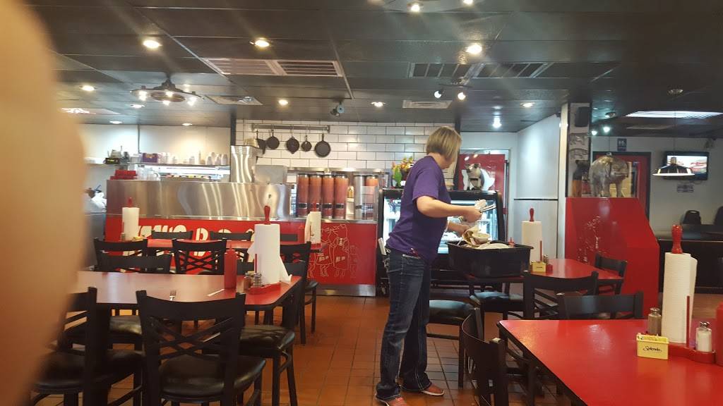 Kens Barbeque | restaurant | 2675 2nd Ave E, Oneonta, AL 35121, USA | 2052747267 OR +1 205-274-7267