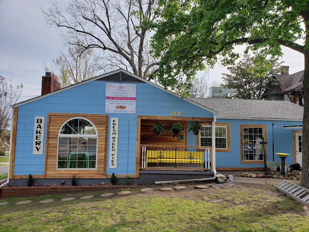 Sweet Arts Bake House | bakery | 201 W Keetoowah St, Tahlequah, OK 74464, USA | 9187089961 OR +1 918-708-9961
