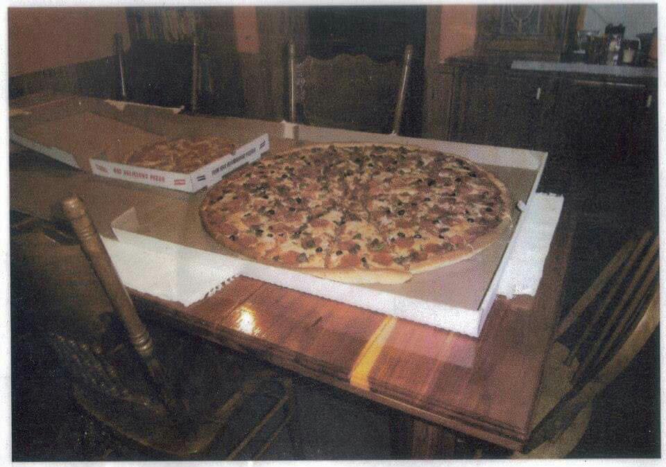 Dalouies Pizza | restaurant | 43 Ellis St, Repton, AL 36475, USA | 2512482006 OR +1 251-248-2006