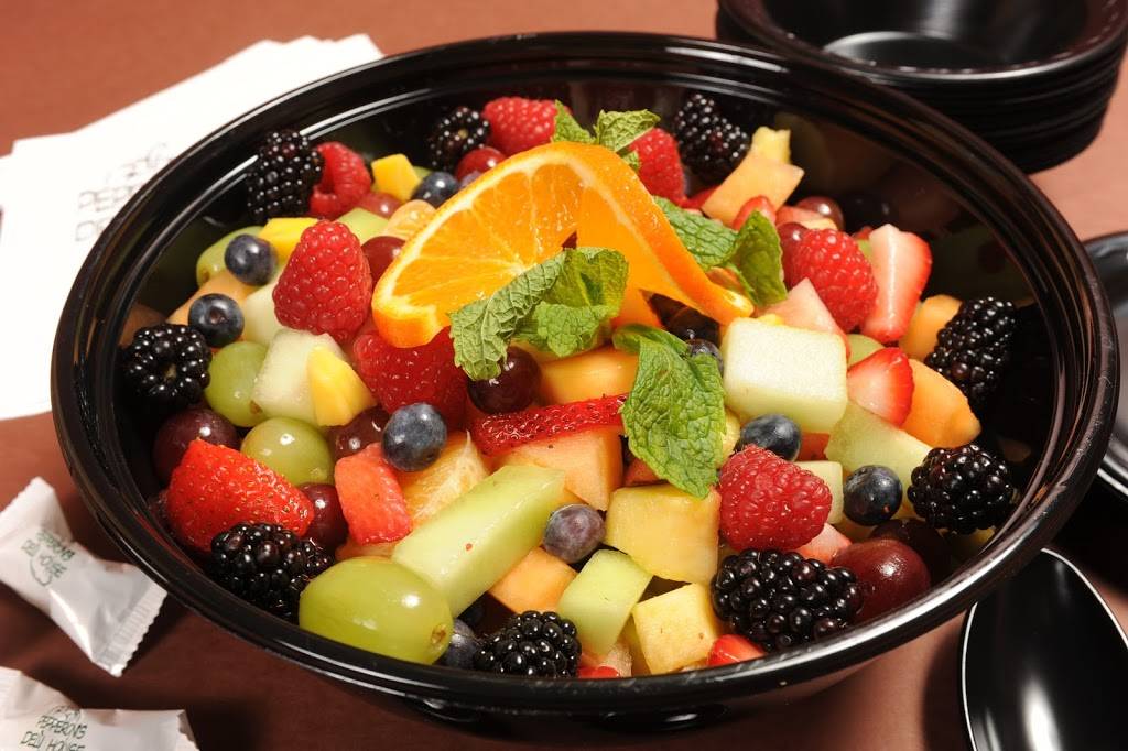 Peppercinis Deli and Catering | meal delivery | 239 E 26th Ave, Anchorage, AK 99503, USA | 9072793354 OR +1 907-279-3354