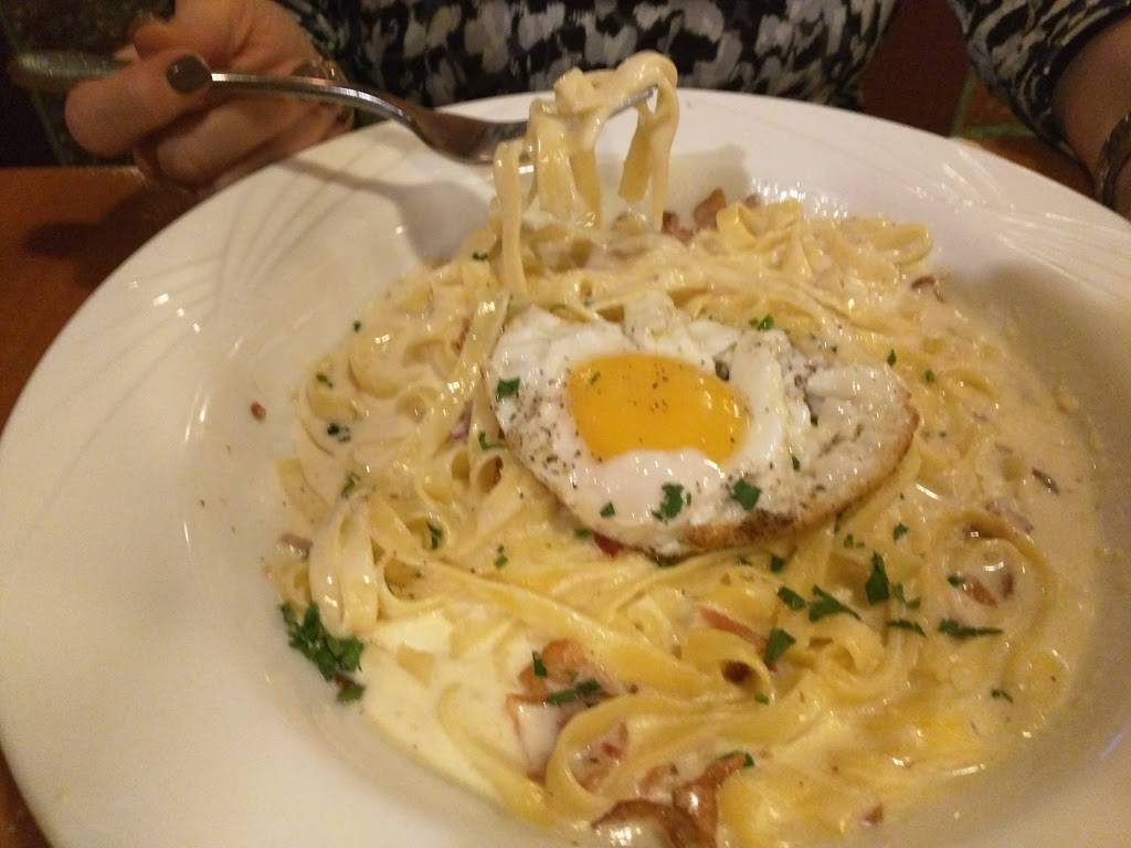 Riverside Manor | restaurant | 27 E 33rd St, Paterson, NJ 07514, USA | 9736896360 OR +1 973-689-6360