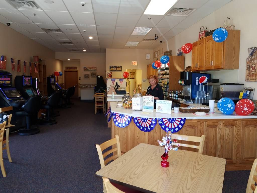 Dottys | restaurant | 604 Randall Rd, South Elgin, IL 60177, USA | 6305787007 OR +1 630-578-7007