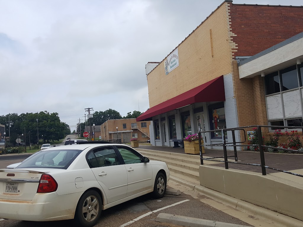 Uncle Juans Mexican Restaurant | restaurant | 107 N Kaufman St, Linden, TX 75563, USA | 9037568640 OR +1 903-756-8640
