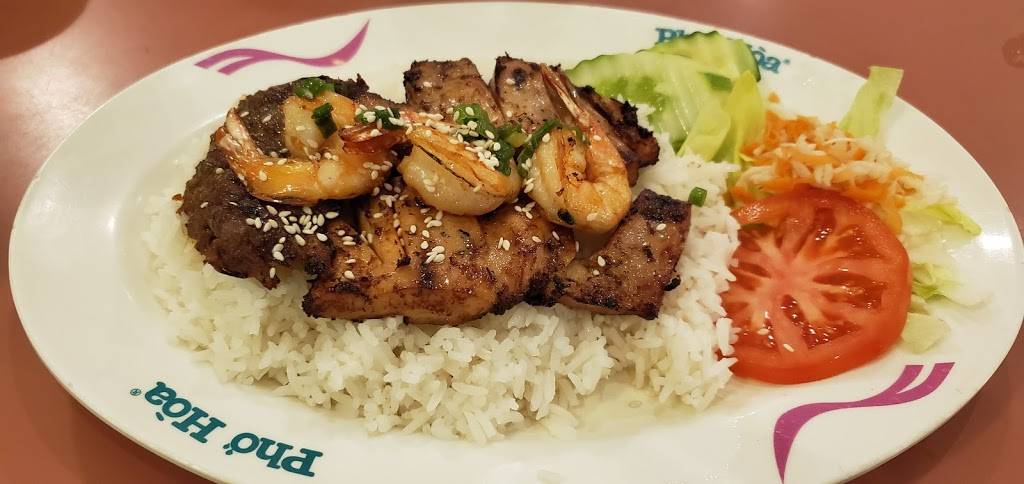 Pho Hao | restaurant | 6230 Chemin de la Côte-des-Neiges, Montréal, QC H3S 2A1, Canada | 5143435018 OR +1 514-343-5018