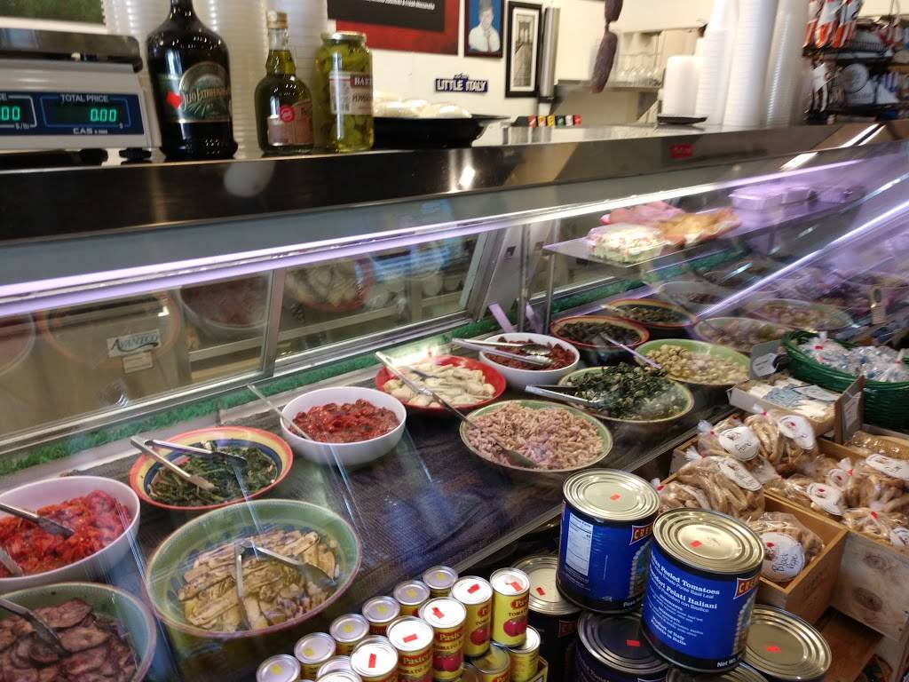 Giacomos Italian Market | restaurant | 2109 New Garden Rd E, Greensboro, NC 27410, USA | 3362822855 OR +1 336-282-2855