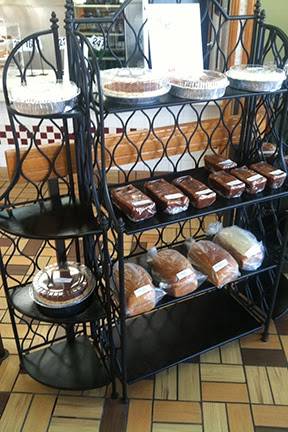A Touch of Home Bakery | bakery | 1221 US-45 ALT, West Point, MS 39773, USA | 6624943999 OR +1 662-494-3999