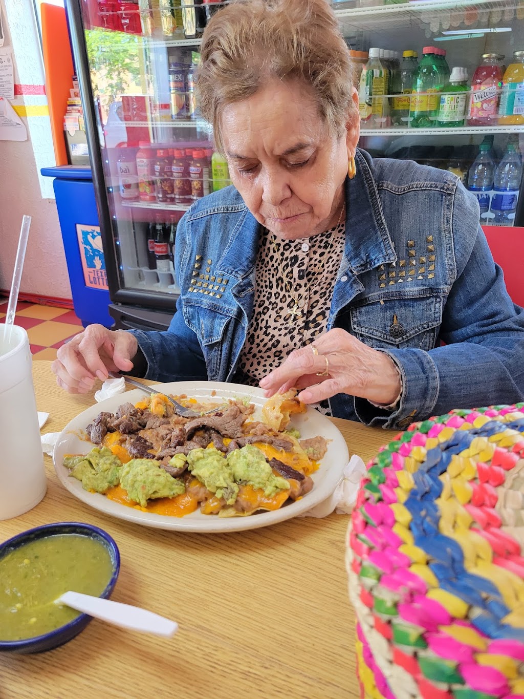 Border One Stop | restaurant | 2301 State Loop 239, Del Rio, TX 78840, USA | 8307782260 OR +1 830-778-2260