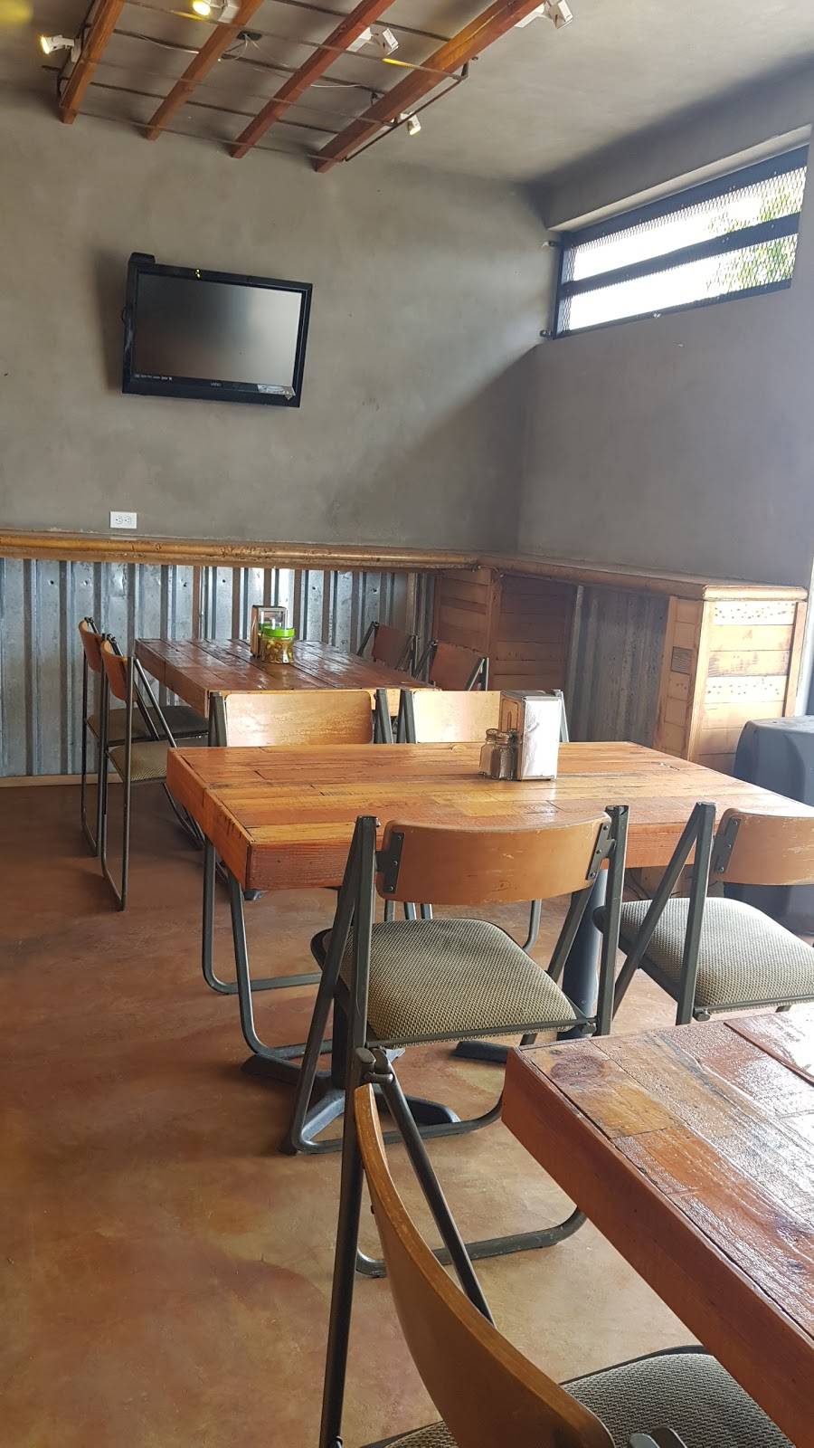 A’tragar1080 | restaurant | Av Dr Pedro Loyola 1080, Acapulco, 22890 Ensenada, B.C., Mexico | 016461208967 OR +52 646 120 8967