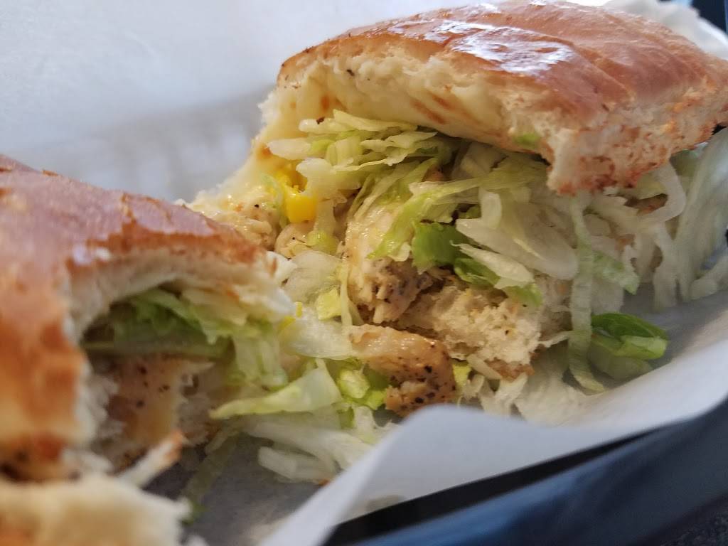 Mancinos Pizza & Grinders | restaurant | 6650 Centers Dr, Holland, OH 43528, USA | 4198653535 OR +1 419-865-3535
