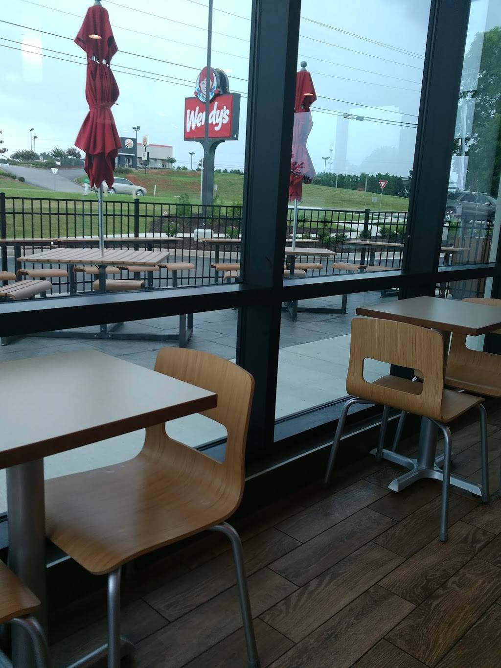 Wendys | restaurant | 705 US-29 N, Athens, GA 30601, USA | 7065467628 OR +1 706-546-7628