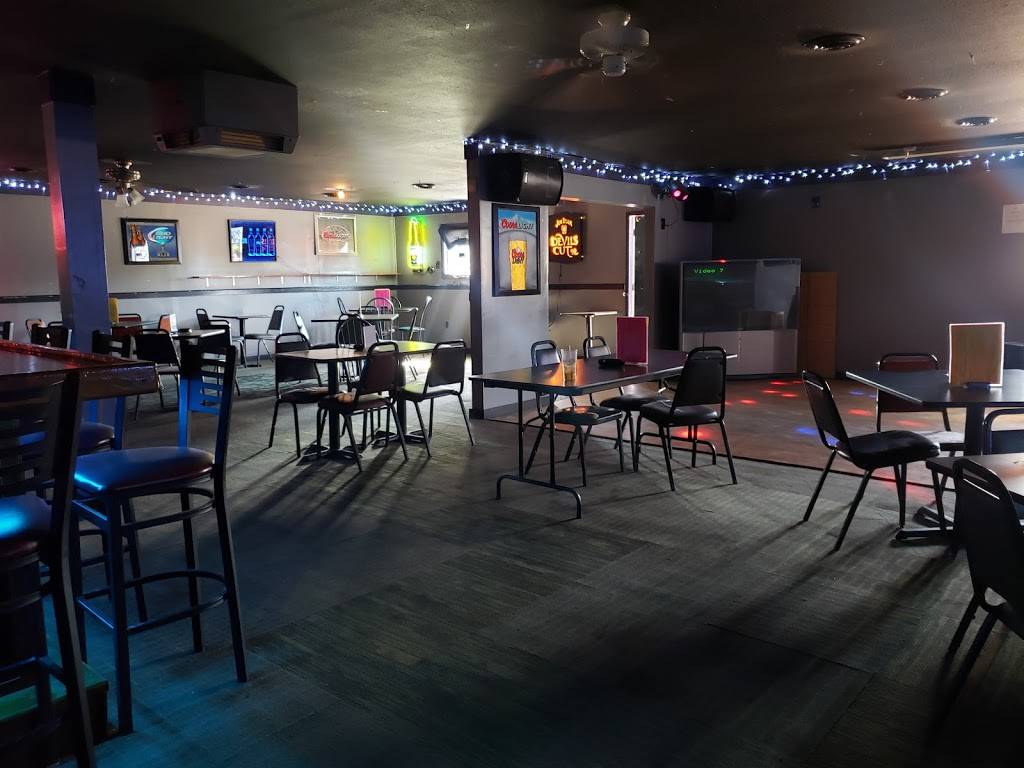 On The Rockz | restaurant | 37016 MO-25, Malden, MO 63863, USA | 5732760065 OR +1 573-276-0065
