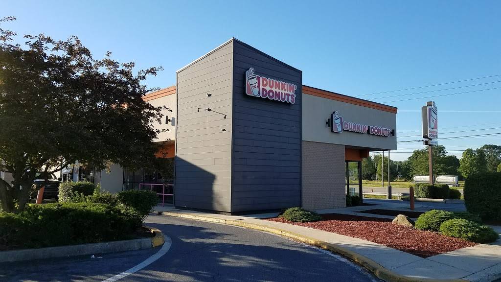 Dunkin | bakery | 1651 Harrisburg Pike, Carlisle, PA 17015, USA | 7172430236 OR +1 717-243-0236